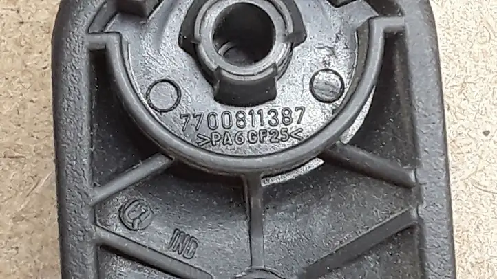 Renault Modus (2004 - 2007) 7700811387 Ручка стеклоподъемника — фото 2