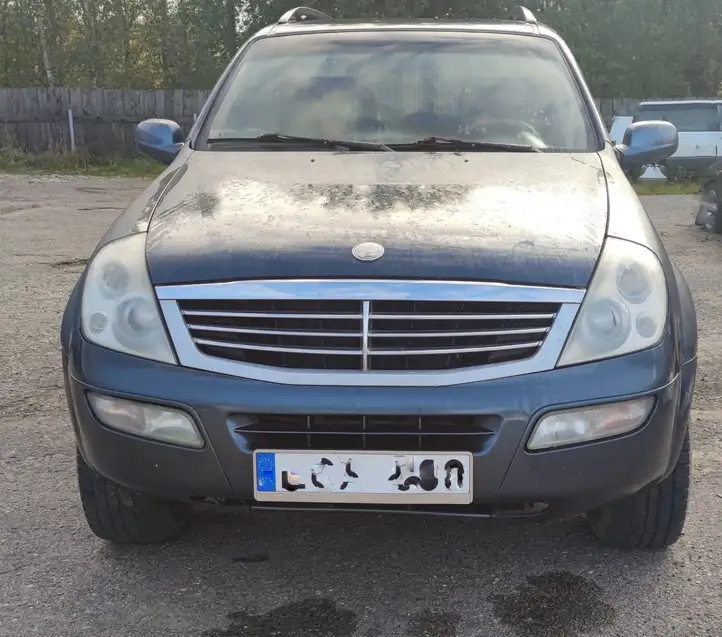 SsangYong Rexton (2001 - 2007) Передняя часть кузова — фото 1