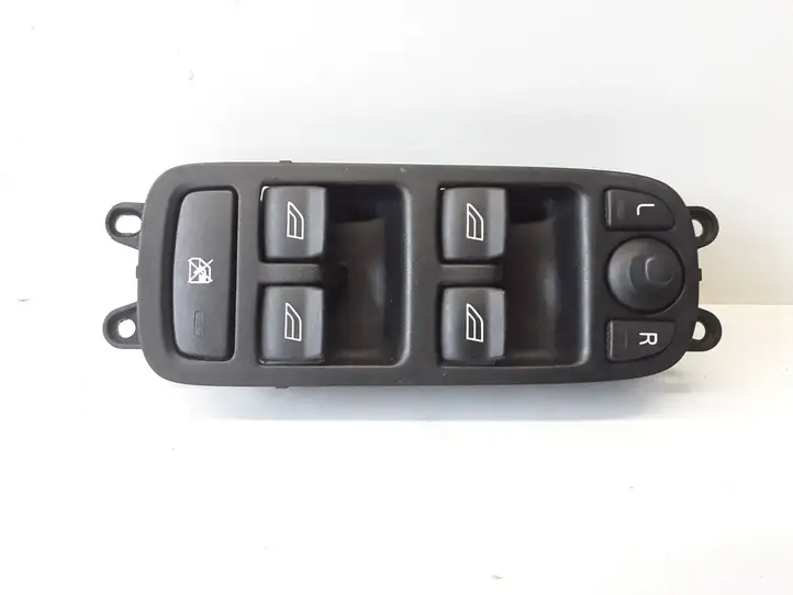 Volvo V50 (2004 - 2008) 30773427 Кнопка стеклоподъемников — фото 1