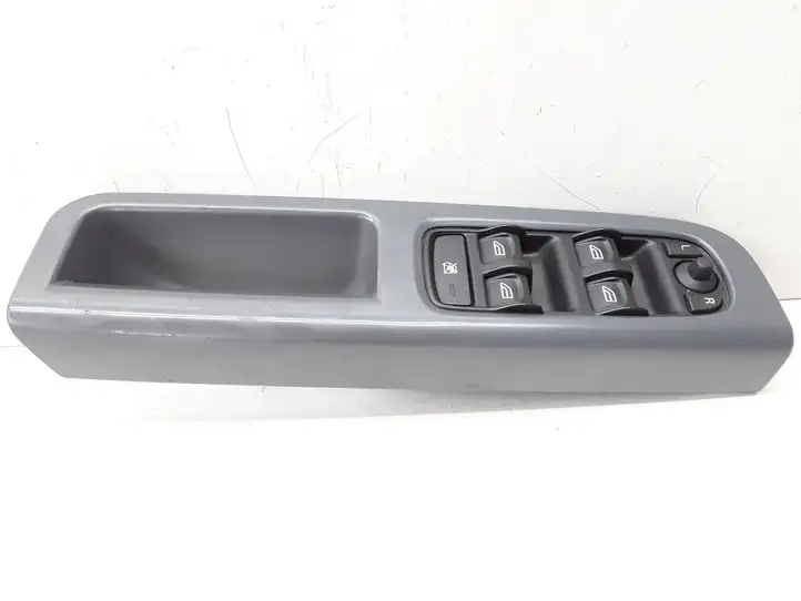 Volvo V50 (2008 - 2012) 30773210 Кнопка стеклоподъемников — фото 1