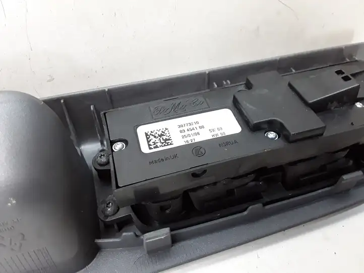 Volvo V50 (2008 - 2012) 30773210 Кнопка стеклоподъемников — фото 3