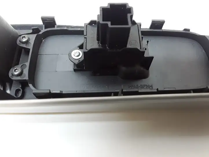 Volvo V50 (2004 - 2008) 30658448 Накладка кнопки стеклоподъемника — фото 4