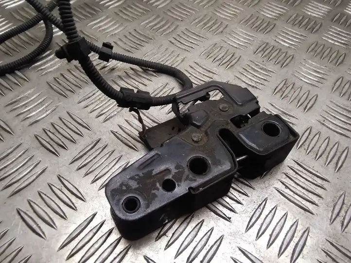 Volkswagen Transporter-Caravelle (2003 - 2009)   Замок капота