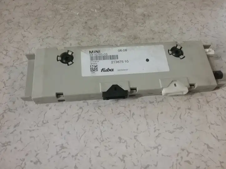 Mini One Cooper Coupe R56 (2004 - 2014)  3R1676505 Усилитель антенны