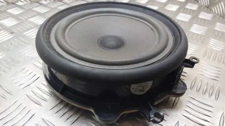 Audi A4 (2004 - 2009)  8E0035411 Громкоговоритель (громкоговорители) в передних дверях