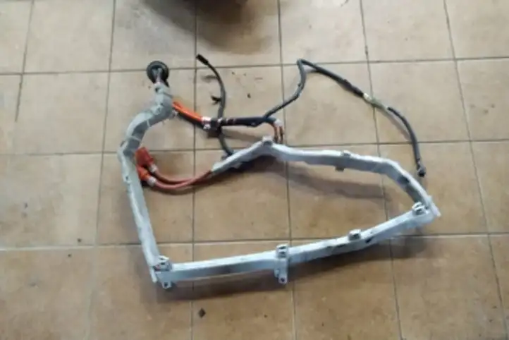 Toyota Prius (XW20) (2003 - 2009) 8281547040 Прочая электропроводка — фото 1