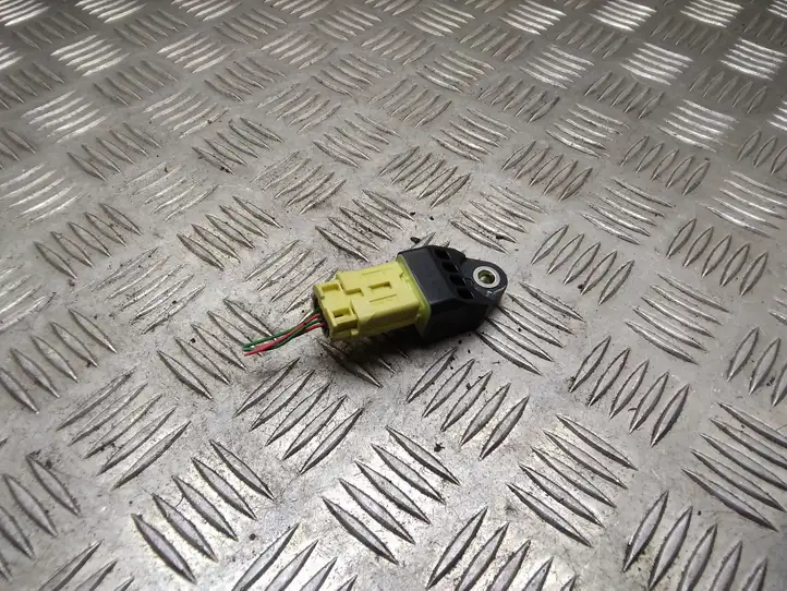 Toyota Prius (XW30) (2009 - 2015) 8983175010 Датчик удара SRS — фото 1
