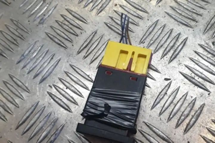 Volkswagen Sharan (2000 - 2003)  7M3927134 Включатель системы стабильности (ESP)