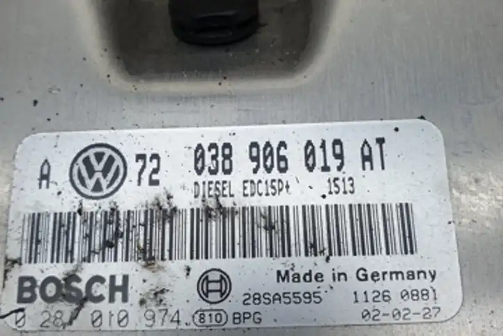 Volkswagen Golf IV (1998 - 2005) 038906019 Блок управления двигателем (ЭБУ) — фото 4
