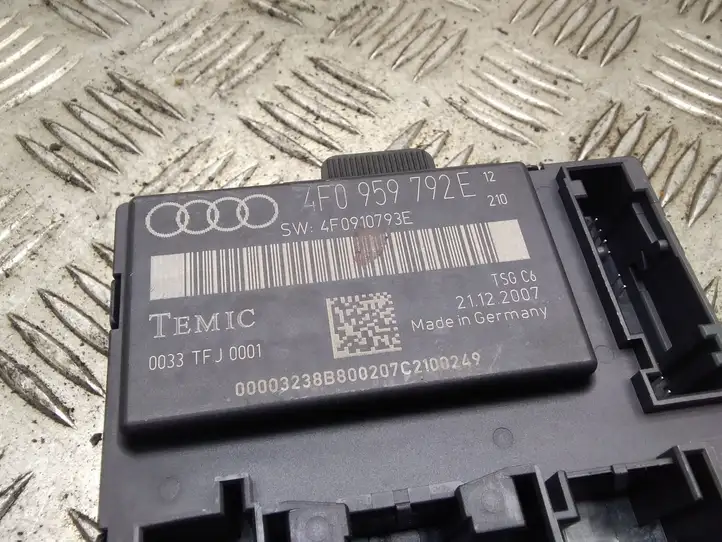 Audi A6 S6 C6 4F (2008 - 2011) 4F0959792E Блок управления дверью — фото 2
