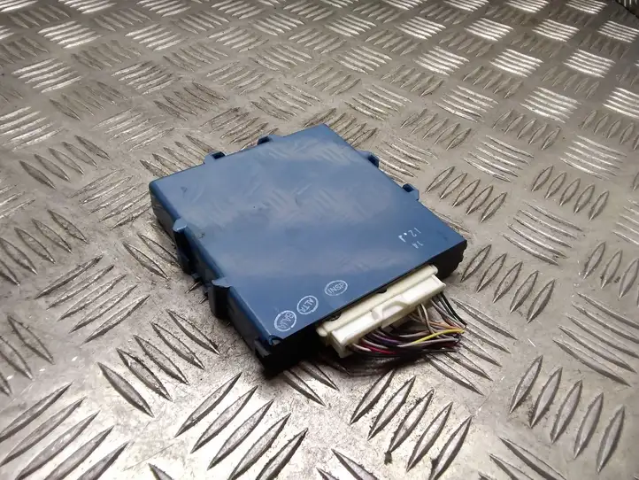 Toyota Corolla Verso AR10 (2004 - 2009)  896180F020 Блок управления зажигания