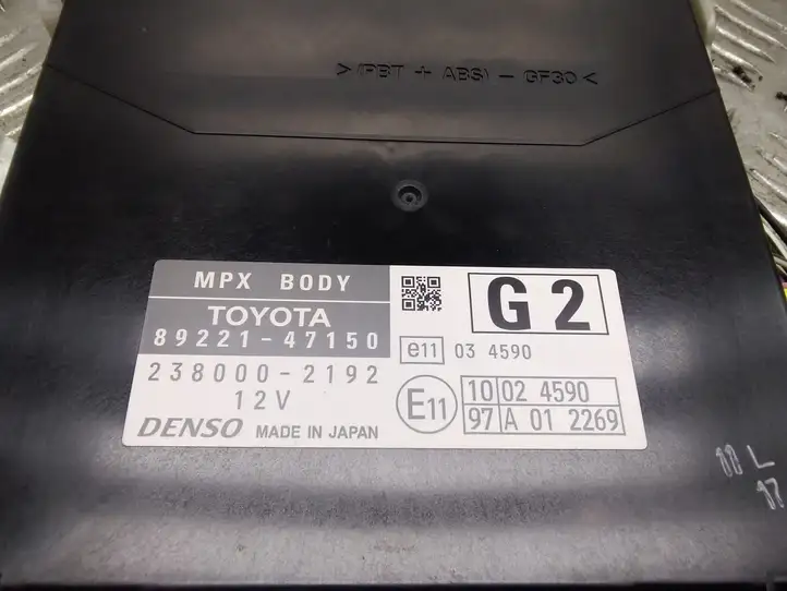 Toyota Prius (XW30) (2009 - 2015) 8922147150 Модуль комфорта — фото 2