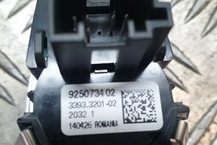 BMW 1 F20 F21 (2011 - 2019) 925073402 Включатель зажигания и стартера — фото 3