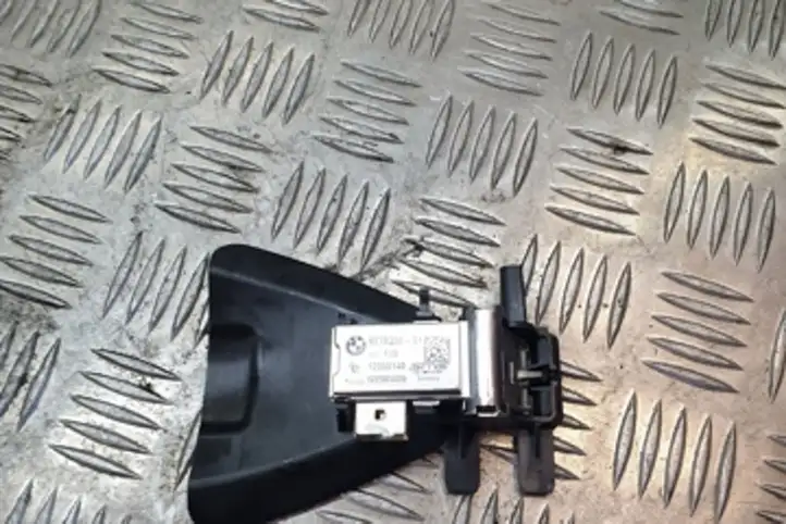 BMW 1 F20 F21 (2011 - 2019) 927835801 Камера в лобовом стекле — фото 2