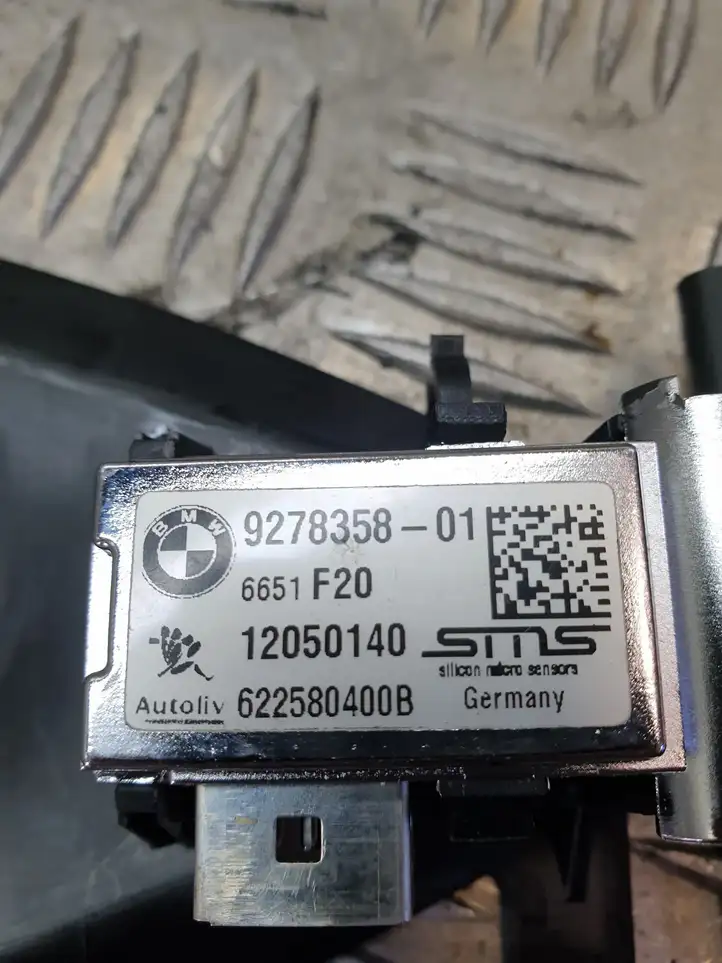 BMW 1 F20 F21 (2011 - 2019) 927835801 Камера в лобовом стекле — фото 3