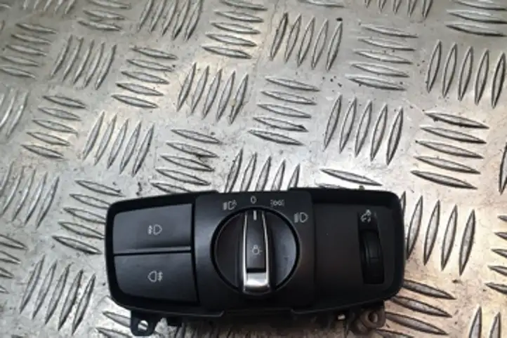 BMW 1 F20 F21 (2011 - 2019) 549648907 Включатель фонарей — фото 1