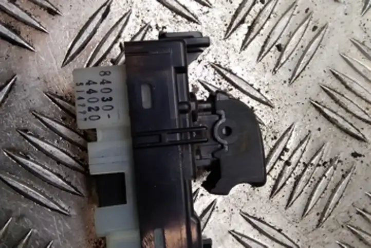 Toyota Avensis Verso (2001 - 2004) 514746 Блок кнопок стеклоподъемников — фото 4