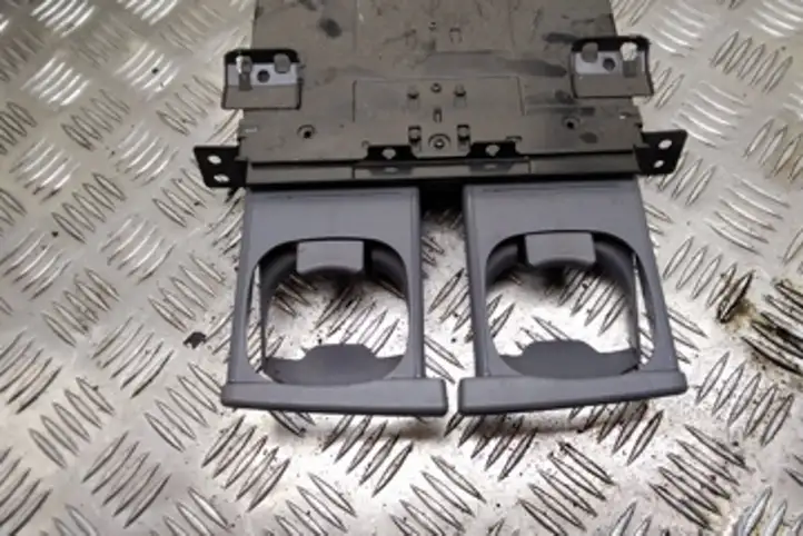 Toyota Avensis Verso (2001 - 2004) 5562944020 Подстаканник — фото 4