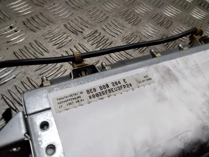 Audi A4 (2000 - 2006)  8E0880204E Подушка безопастности пассажира