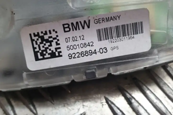 BMW 1 F20 F21 (2011 - 2019) 50010842 GPS антенна — фото 2