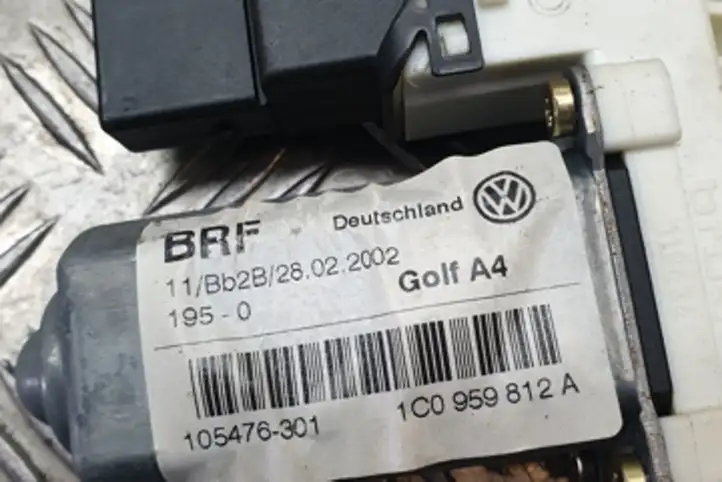 Volkswagen Golf IV (1998 - 2005) 1C0959812A Стеклоподъемник задней двери — фото 4