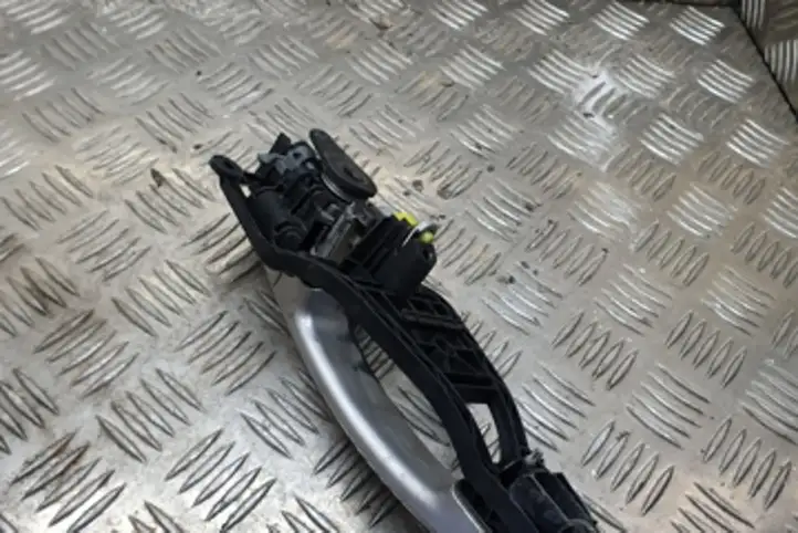 Opel Zafira (2003 - 2006)  24463523 Наружная ручка