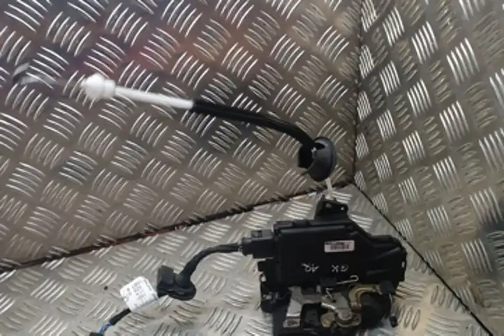 Audi  (1999 - 2007)  8Z0971687R Замок задней двери