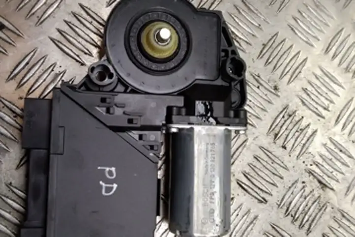 Volkswagen Touareg I (2002 - 2010)  0130821765 Механизм подъема окон передней двери