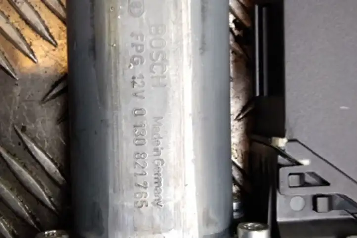 Volkswagen Touareg I (2002 - 2010)  0130821765 Механизм подъема окон передней двери