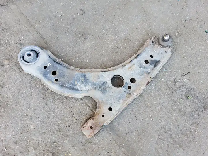 Skoda Octavia Mk1 (1U) (1996 - 2004)   Вилы