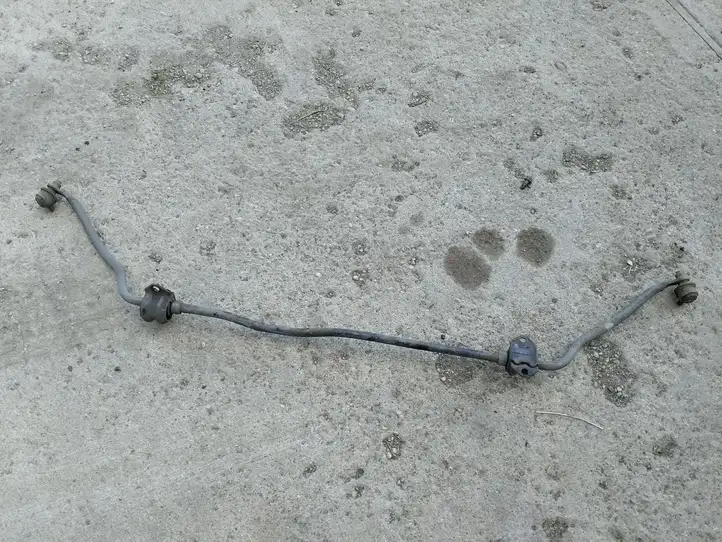 Kia Ceed (2006 - 2010)   Тяга стабилизатора