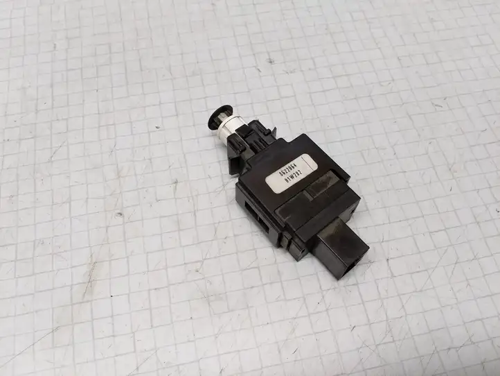 Volvo S60 (2000 - 2004)  8622064 Датчик тормозной педали