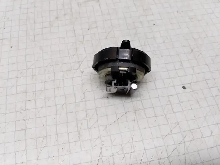 Mercedes-Benz E W211 (2002 - 2009)  A2118200202 Высокочастотный динамик задних дверей 