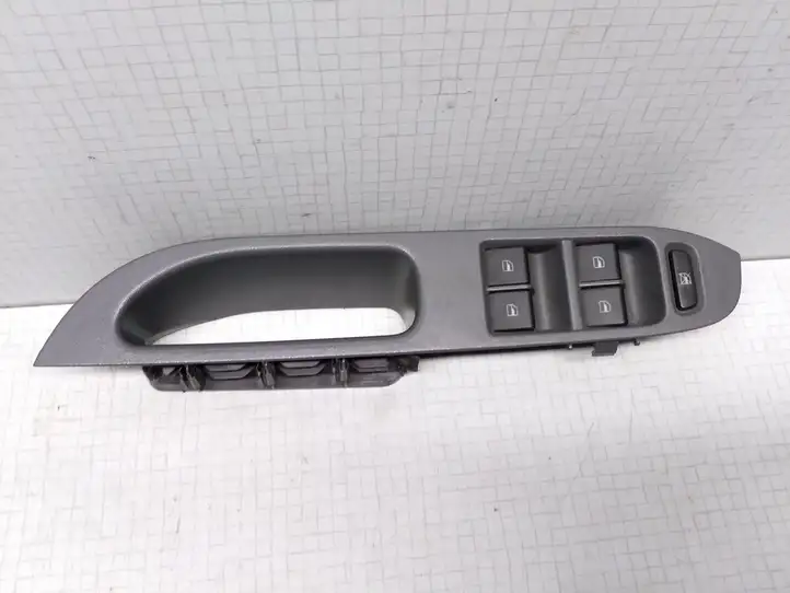 Seat Ibiza III (6L) (2002 - 2008) 6L1867171G Блок кнопок стеклоподъемников — фото 1