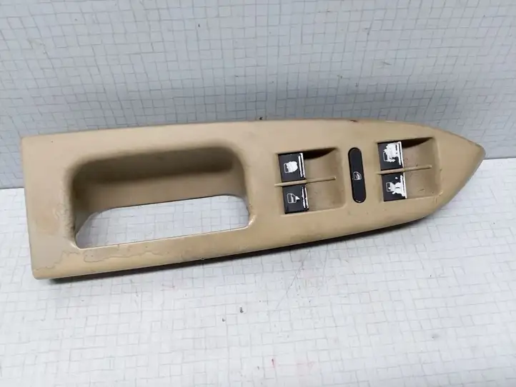 Volkswagen Touran I (2003 - 2010) 1T1867371F Блок кнопок стеклоподъемников — фото 1