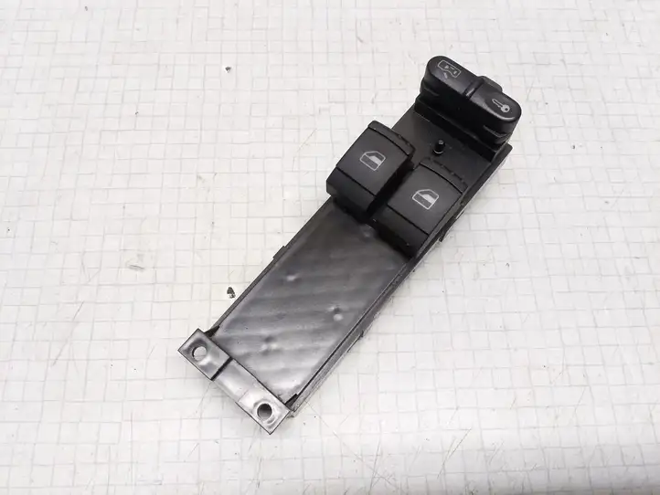 Volkswagen PASSAT B5.5 (2001 - 2005) 1J3959857B Блок кнопок стеклоподъемников — фото 1