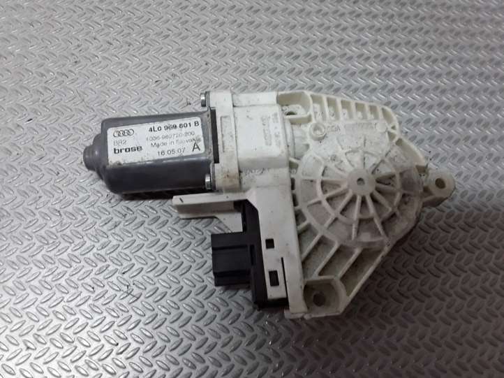 4L0959801B Audi Q7 4L Galinis varikliukas langų pakėlėjo