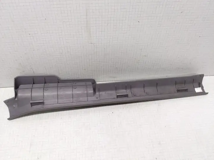 Nissan Almera N16 (2000 - 2010)  769B5BM700 Другая деталь отделки порогов/ стоек