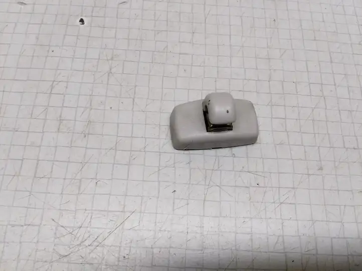 Volkswagen Bora (1998 - 2005)  3B0857561A Держатель щитка от солнца