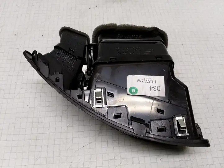Kia Ceed (2006 - 2010) 974901H000 Боковой воздушный дефлектор — фото 2