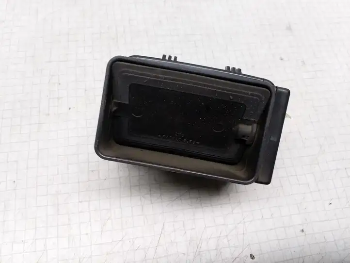 Seat Leon (1M) (1998 - 2006) 8L0820901 Боковой воздушный дефлектор — фото 3