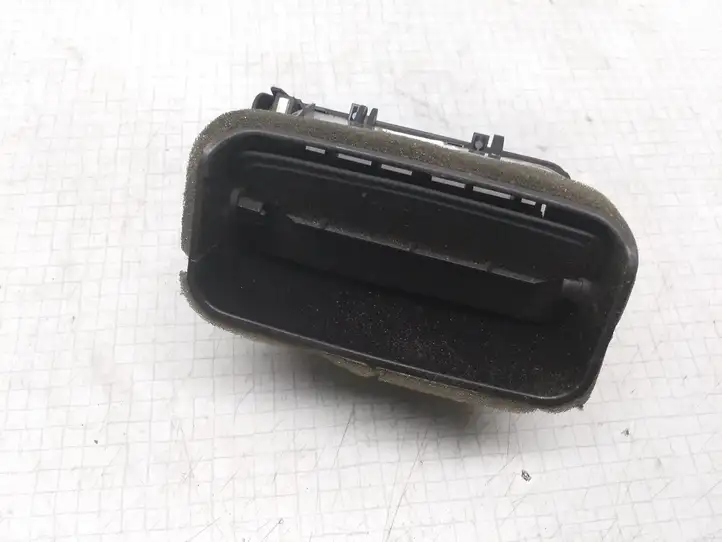 Toyota Corolla E120 E130 (2000 - 2004) BOURBON8222 Боковой воздушный дефлектор — фото 3