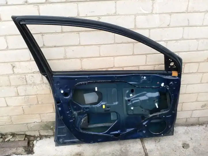 Toyota Avensis T250 (2003 - 2006) Дверь — фото 4