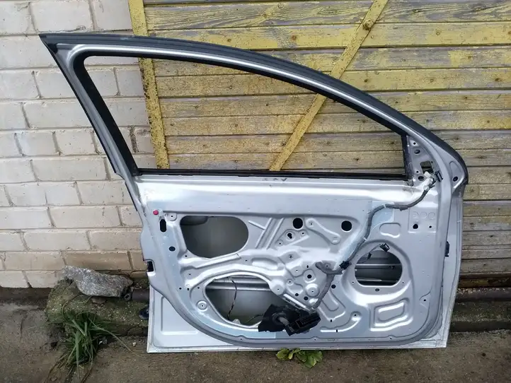Opel Vectra C (2002 - 2005) Дверь — фото 4