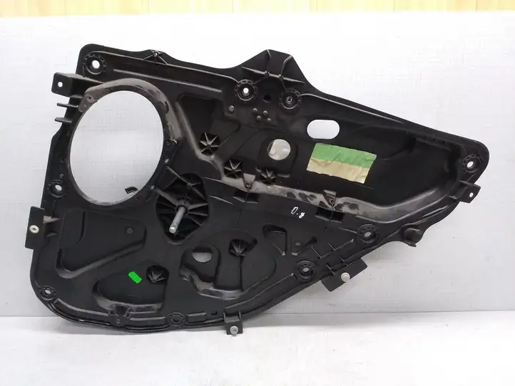 Ford Fiesta (2006 - 2008) 2S61A045H22A Механический стеклоподъемник задней двери — фото 1