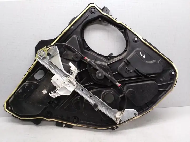 Ford Fiesta (2006 - 2008) 2S61A045H22A Механический стеклоподъемник задней двери — фото 2