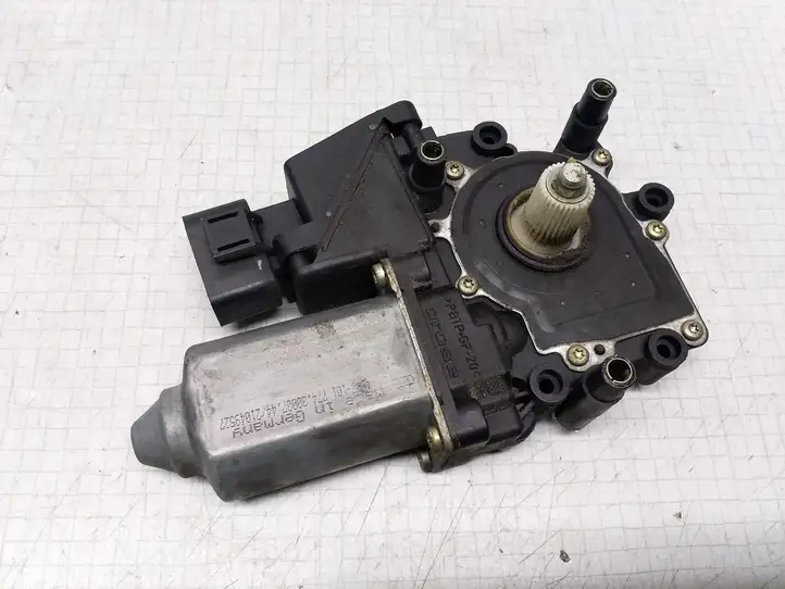 Audi A4 S4 B5 8D (1999 - 2001) 0536001402 Стеклоподъемник задней двери — фото 3