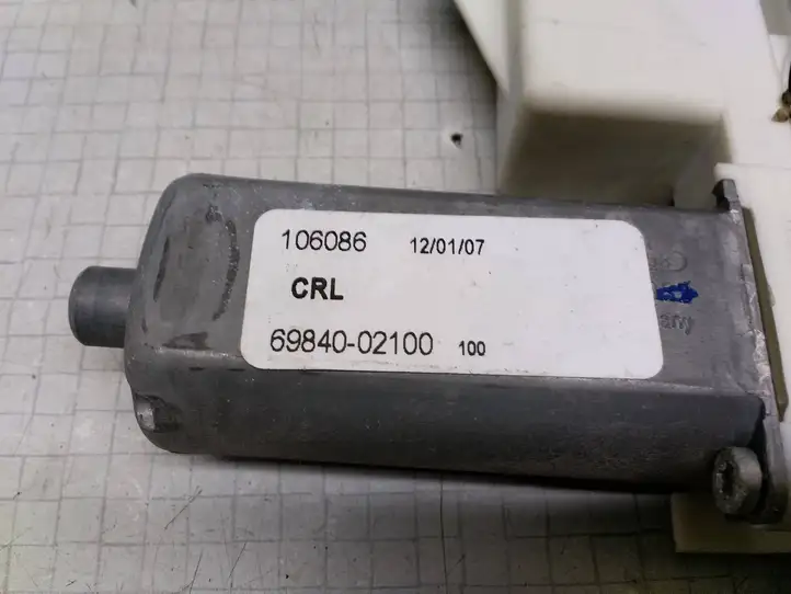 Toyota Corolla E120 E130 (2004 - 2007) 6984002100 Стеклоподъемник передней двери (комплект) — фото 4