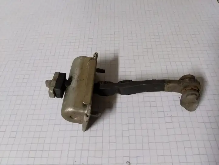 Opel Corsa D (2006 - 2010) Ограничитель двери — фото 2