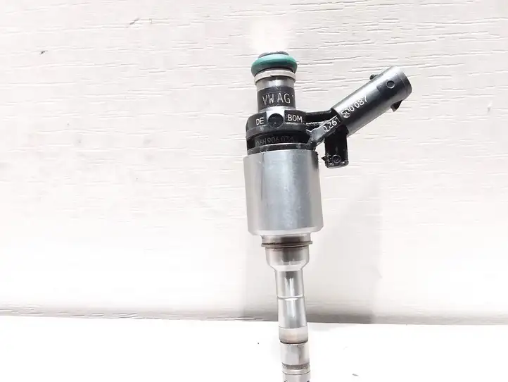 Audi A4 S4 B8 8K (2007 - 2011) 06H906036J Форсунка — фото 2